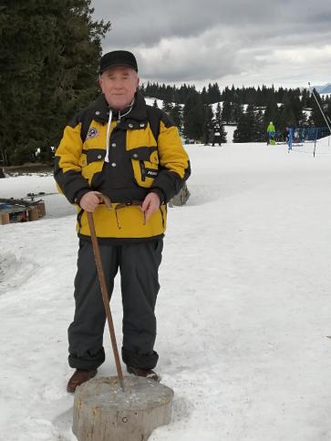 Árpád, 76 éves szombathelyi társkereső férfi profil fotója Árpád, 76 éves szombathelyi társkereső férfi profil fotója