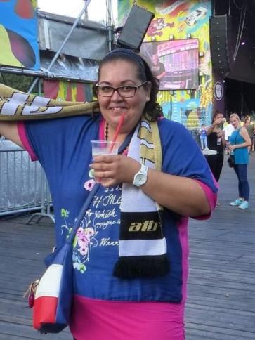 Bettina, 35 éves debreceni társkereső nő profil fotója Bettina, 35 éves debreceni társkereső nő profil fotója