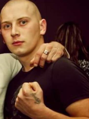Gyuszi, 32 éves kisvárdai társkereső férfi profil fotója