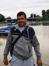Sziasztok! Zsolt vagyok. Komoly lébényi párkereső nők jelentkezését várom.