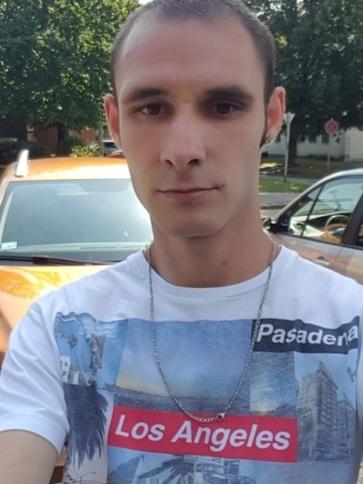 Márk, 30 éves dombóvári társkereső férfi profil fotója