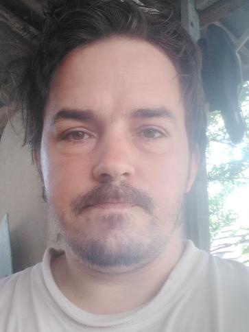 Béla, 36 éves simontornyai társkereső férfi profil fotója
