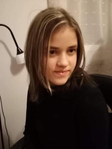 Orsolya, 22 éves miskolci társkereső nő profil fotója Orsolya, 22 éves miskolci társkereső nő profil fotója