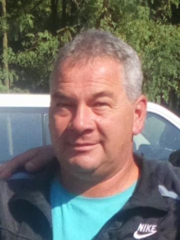 Attila, 51 éves sárvári társkereső férfi profil fotója