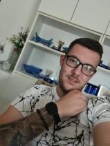 Sziasztok! Roland vagyok. Online acsádi randizni vágyó nők kattinsatok a kedvenc gombra.