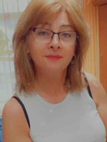 Maresz, 62 éves balassagyarmati társkereső nő profil fotója