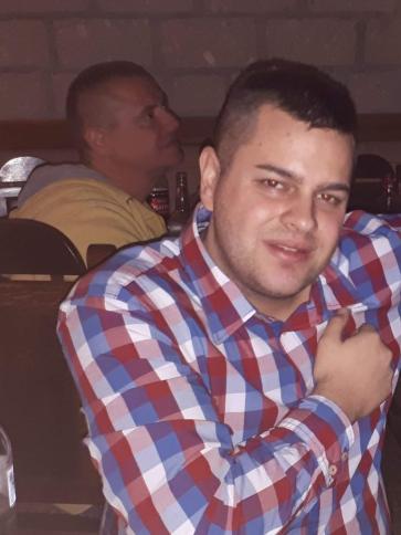 Dávid, 34 éves markazi társkereső férfi profil fotója