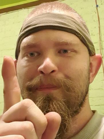 Dávid, 32 éves lovászpatonai társkereső férfi profil fotója