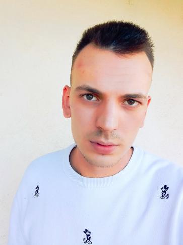 Tibi, 25 éves dunatetétleni társkereső férfi profil fotója