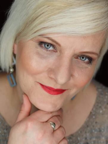 Gabi, 53 éves dunaújvárosi társkereső nő profil fotója