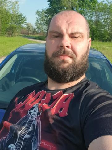 Károly, 41 éves tiszalúci társkereső férfi profil fotója