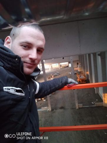 Dávid, 33 éves jánoshalmi társkereső férfi profil fotója
