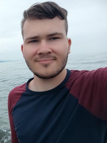 Zsolt, 23 éves kiskunhalasi társkereső férfi profil fotója