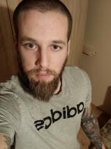 Sziasztok! Benjamin vagyok. Komoly vasvári párkereső nők jelentkezését várom.