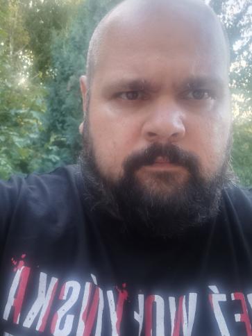 Gábor, 41 éves veresegyházi társkereső férfi profil fotója Gábor, 41 éves veresegyházi társkereső férfi profil fotója