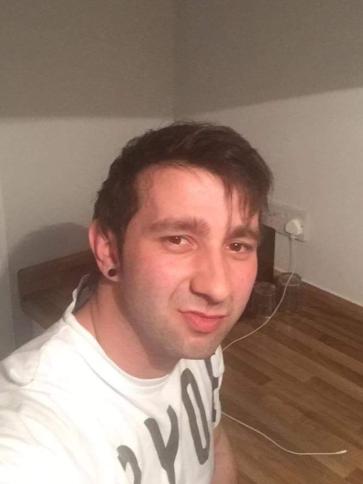 Roli, 34 éves Budapest VI. kerületi társkereső férfi profil fotója