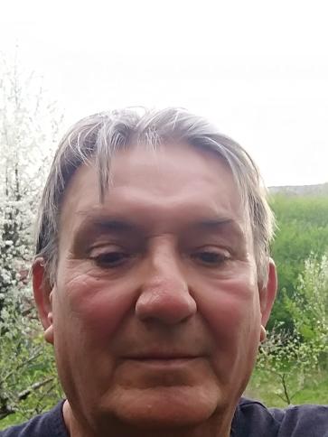 István, 74 éves öcsödi társkereső férfi profil fotója István, 74 éves öcsödi társkereső férfi profil fotója