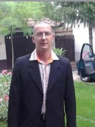 Sándor, 46 éves csengődi társkereső férfi profil fotója