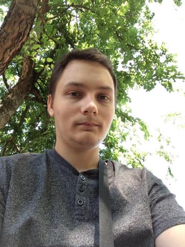 Dávid, 27 éves szigetbecsei társkereső férfi profil fotója