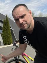 Sziasztok! Gergely vagyok. Komoly rakamazi párkereső nők jelentkezését várom.