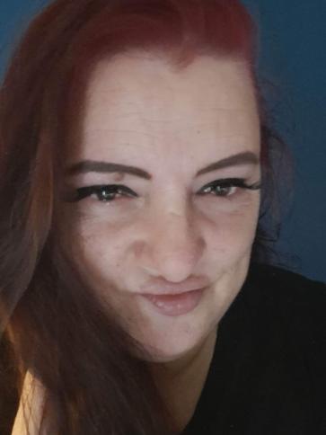 Mónika, 51 éves írországi társkereső nő profil fotója