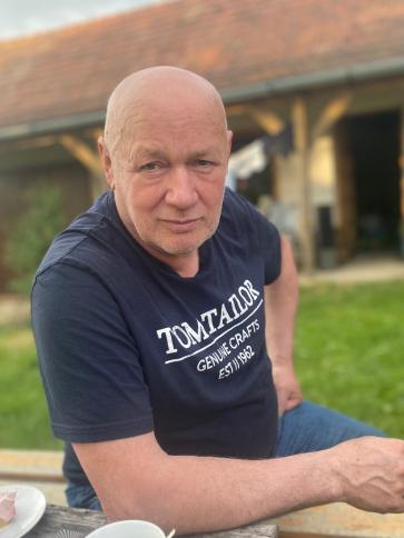József, 66 éves alibánfai társkereső férfi profil fotója