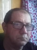 Sziasztok! István vagyok. Komoly földeáki párkereső nők jelentkezését várom.