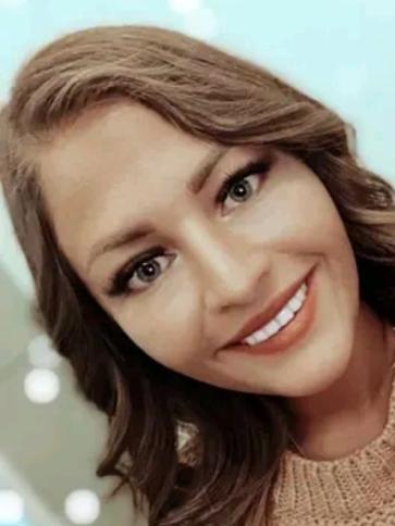 Nikoletta, 38 éves tiszadadai társkereső nő profil fotója