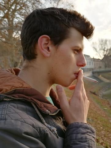 Bence, 22 éves esztergomi társkereső férfi profil fotója