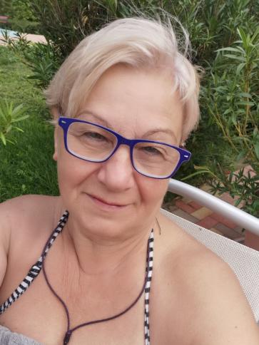 Rózsa, 69 éves bárdudvarnoki társkereső nő profil fotója