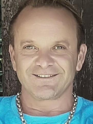 Attila, 52 éves érdi társkereső férfi profil fotója Attila, 52 éves érdi társkereső férfi profil fotója