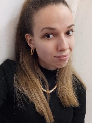 Szilvia, 24 éves Budapest XVIII. kerületi társkereső nő profil fotója