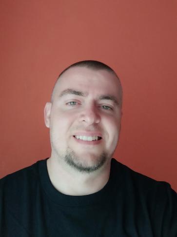Tibor, 42 éves szekszárdi társkereső férfi profil fotója