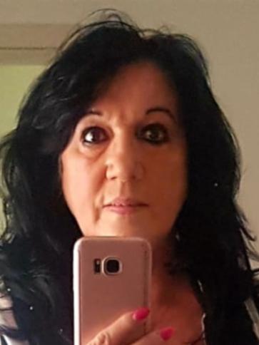 Éva, 65 éves németországi társkereső nő profil fotója Éva, 65 éves németországi társkereső nő profil fotója