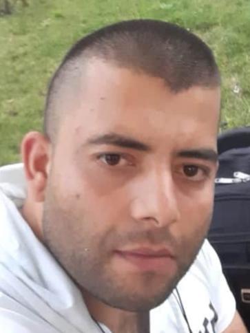 Attila, 33 éves kazincbarcikai társkereső férfi profil fotója