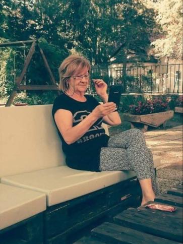 Marcsi, 72 éves szigetszentmiklósi társkereső nő profil fotója