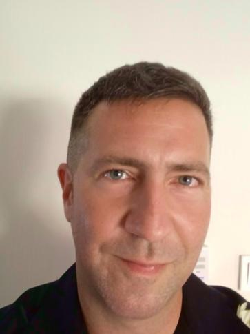 Robert, 44 éves litéri társkereső férfi profil fotója