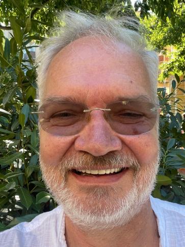Misi, 65 éves debreceni társkereső férfi profil fotója