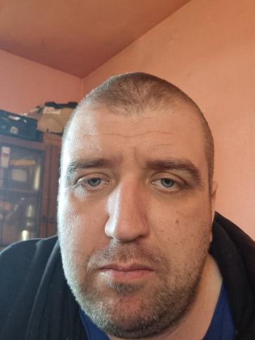 Tamás, 42 éves perkátai társkereső férfi profil fotója
