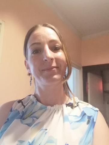 Dóra, 37 éves jásdi társkereső nő profil fotója