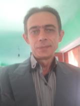 Sziasztok! Eduard vagyok. Komoly nagylaki párkereső nők jelentkezését várom.