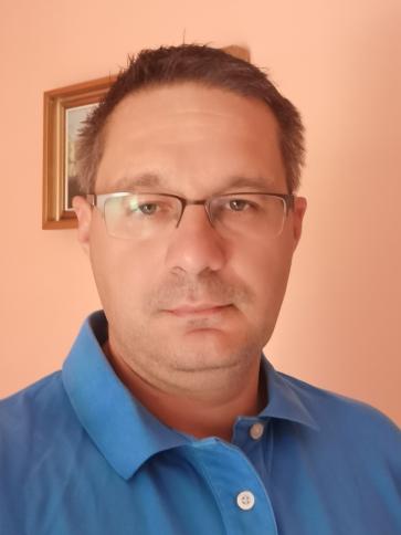 Attila, 45 éves fehérgyarmati társkereső férfi profil fotója
