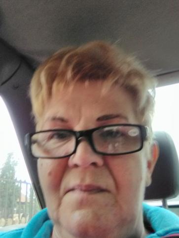 Zsuzsanna, 61 éves apostagi társkereső nő profil fotója Zsuzsanna, 61 éves apostagi társkereső nő profil fotója