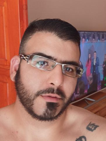 Kálmán, 33 éves besenyőteleki társkereső férfi profil fotója