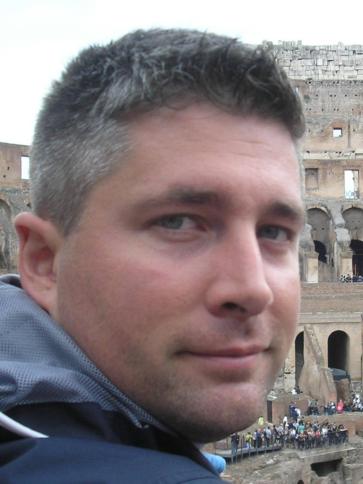 Károly, 45 éves budaörsi társkereső férfi profil fotója