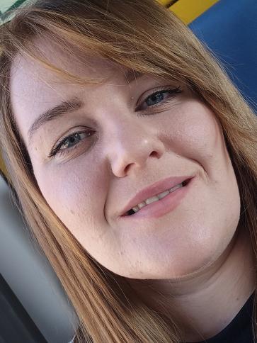 Adrienn, 30 éves Budapest XII. kerületi társkereső nő profil fotója