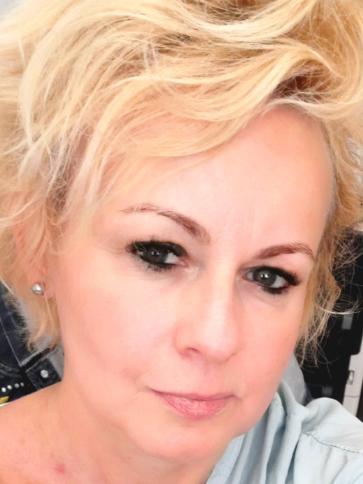 Ibolya, 56 éves Budapest XXI. kerületi társkereső nő profil fotója