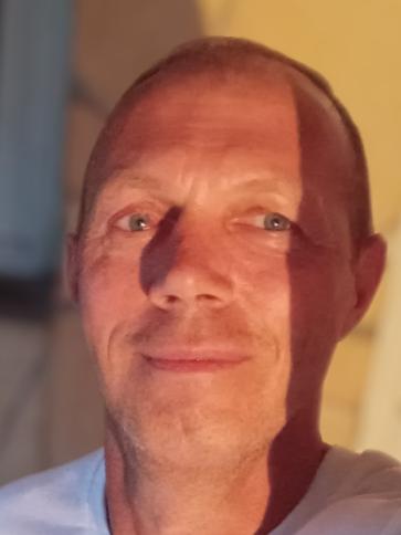 Szőllősi, 53 éves tiszacsegei társkereső férfi profil fotója