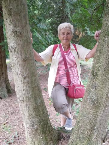 Márta, 68 éves ercsi társkereső férfi profil fotója