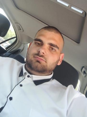 Laci, 24 éves hernádkaki társkereső férfi profil fotója